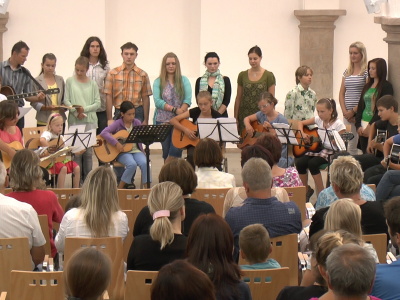 VIDEO: Prázdninová kytarová škola vyvrcholila koncertem