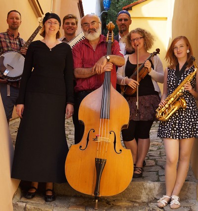 Mike Oldfield, Mackie Messer Band a Luděk Vele pod jednou střechou