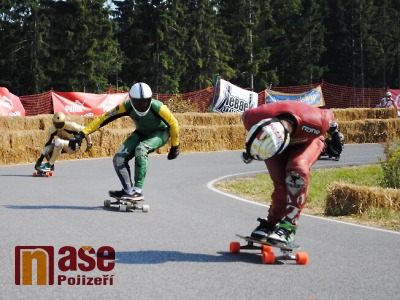 Kozákov znovu obsadí downhilloví skateboardisté z celého světa
