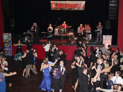 Ohlédnutí za IV. Městským plesem v Turnově