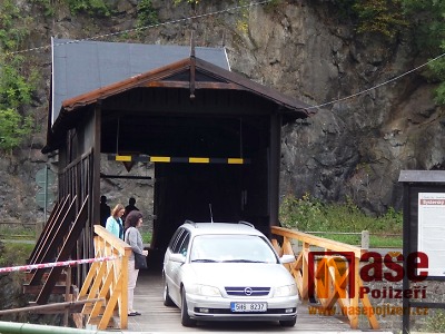 FOTO: Zrekonstruovaný unikátní most v Bystré otevřeli i pro auta