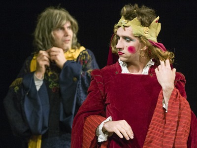 Rosencrantz a Guildenstern jsou mrtvi, přesto přijedou do Turnova
