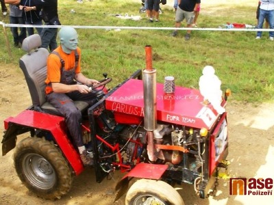 Závodní i nezávodní traktory se 6. října sjedou do Bozkova