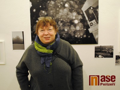 FOTO: Libuše Jarcovjáková ukazuje nejen svůj Život v Pojizerské galerii