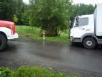Vyproštění nákladního auta na silnici z Malé Skály na Koberovy