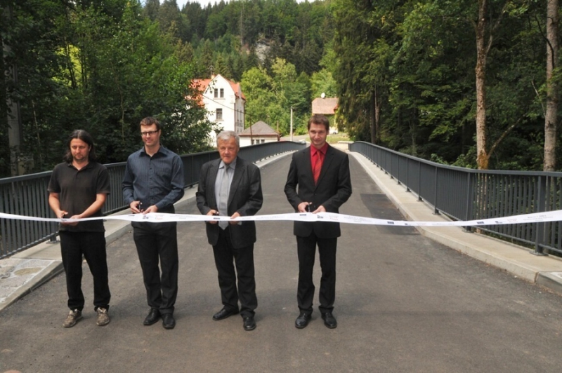 Slavnostní otevření rekonstruovaného mostu v Návarově<br />Autor: Archív KÚ Libereckého kraje