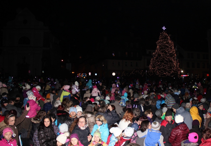 Slavnostní rozsvícení vánočního stromu na turnovském náměst<br />Autor: Anna Šupíková