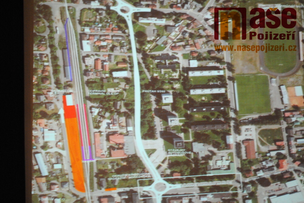 Návrhy nového semilského náměstí Pavla Tigrida a umístění autobusového nádraží<br />Autor: Petr Ježek