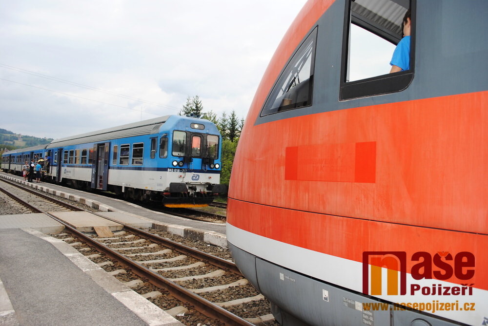 Vlak Siemens Desiro společnosti Arriva na semilském nádraží<br />Autor: Petr Ježek