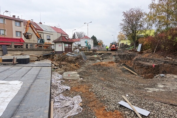 Rekonstrukce Nádražní ulice v Turnově v listopadu 2019<br />Autor: Zdenka Štrauchová