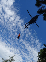 Cvičení krajských hasičů ve skalní oblasti Vlhošť