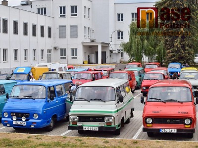 FOTO: V Dolní Kalné a Vrchlabí se konal sraz vozů Škoda 1203