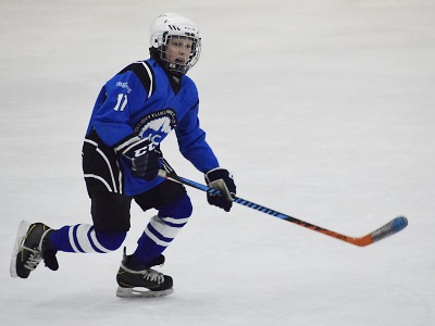 Mladý lomnický hokejista Maxim Vitkovič nastřílel za víkend 10 gólů