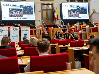Studenti z Libereckého kraje a Prahy se zapojí do veřejné debaty