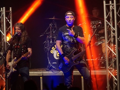 FOTO: Skupiny Alkehol a Doga sehrály dvojkoncert v Bozkově