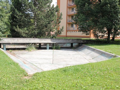 Turnováci sami rozhodnou: Zachovat či zlikvidovat bazének u nádraží?