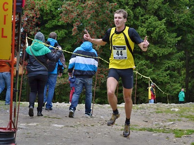 FOTO: Letošními vítězi běhu na Žalý Fejfar a Vrabcová-Nývltová