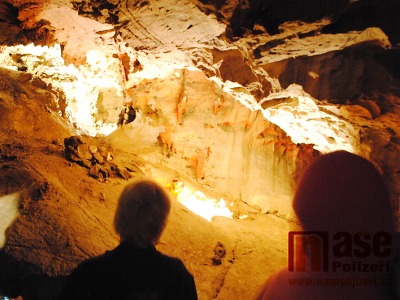 Čtrnáct zpřístupněných jeskyní zve na klasické i zážitkové prohlídky