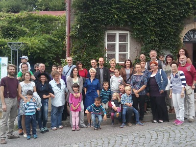 V Cafe Terasy vystavují obrazy malíře Lustiga