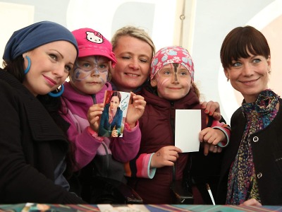 FOTO: Dětský den U Učíků ozdobily herečky ze seriálu Ulice