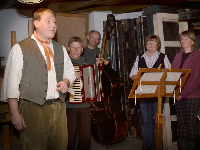 Doktor Faust i Vodníček zvou do vysockého divadla