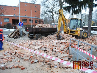 FOTO: Domek u stavidel zmizel, z Ostrova uvidíte až na semilský archív