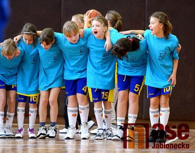 Nejmenší basketbalistky hrály v Jenči u Prahy