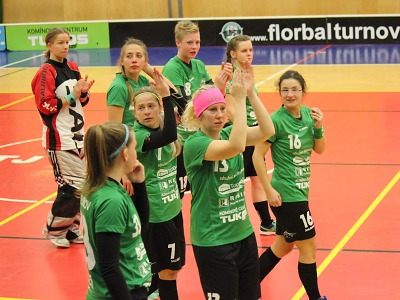 Turnovské florbalistky se přiblížily k play off