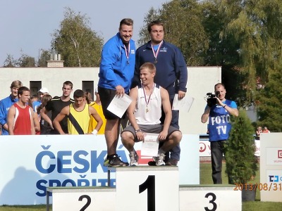 Kladivář Jan Formáček přivezl do Turnova mistrovský titul