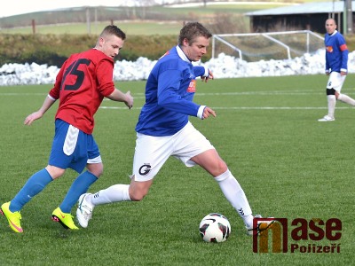 FOTO: Lomničtí otočili bojovností zápas s Doubím