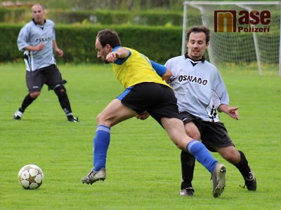 FOTO: Stružinec vyhrál v Lomnici a navýšil náskok na čele přeboru