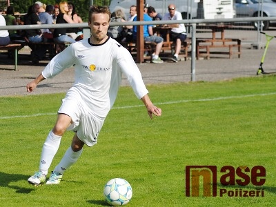 Posledním Zákupům nasázeli útočníci Přepeř osm branek