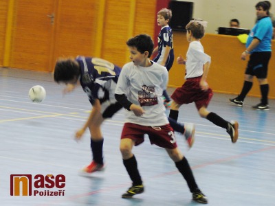FOTO: Semilský halový turnaj vyhráli žáci FKP Turnov