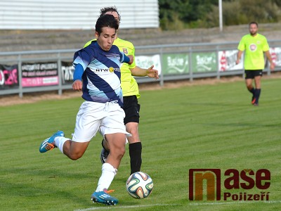 Turnov po špatném začátku vykřesal se Dvorem výhru na penalty