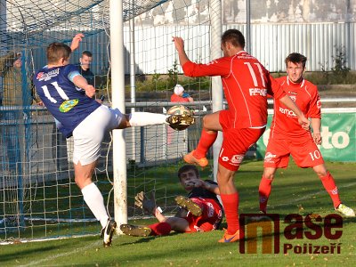 FOTO: Turnov nevyužil přesilovku a nechal Pardubicím všechny body