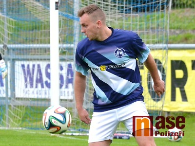 Turnovští fotbalisté bodově vykradli Dvůr Králové