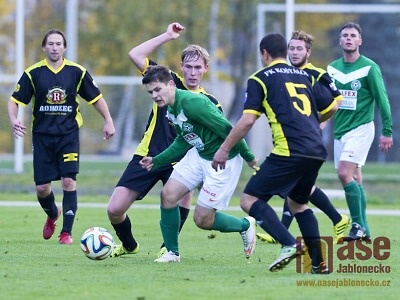 Košťálov vyhrál v Hamrech nečekanou ranou Hradeckého v nastavení