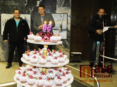 FOTO: Na výstavě Daniela Geremuse se křtila kniha i slavilo jubileum