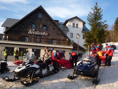Požár horské chaty Světlanka v Rokytnici byl námětem hasičského cvičení