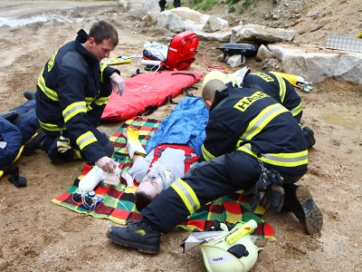 Hasičští zdravotníci soutěžili ve svých dovednostech