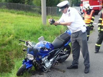 Policisté se o víkendu zaměřili na motorkáře u Malé Skály