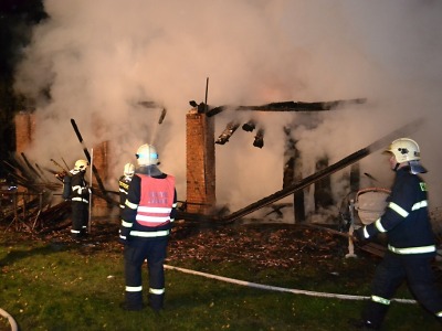 U Rovenska lehla stodola popelem, škoda je vyčíslena na 350 tisíc