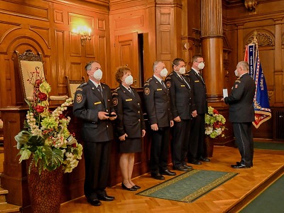 Vybraní krajští hasiči obdrželi medaile Za věrnost