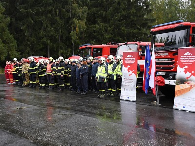 Taktické cvičení technické dovednosti hasičů proběhlo v Harrachově