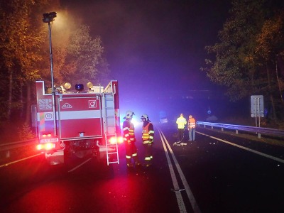 Během víkendu krajští hasiči vyjížděli k jedenácti nehodám