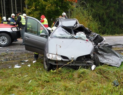 Tragická nehoda u Studence uzavřela silnici na Vrchlabí