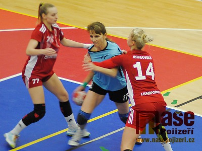 I v oslabené sestavě přivezly turnovské házenkářky výhru z Chebu