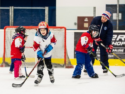 Akci Týden hokeje v Lomnici pořádají 27. listopadu