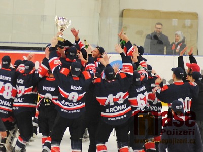 Hokejisté Jičína otočili finále s Turnovem a slaví krajský titul