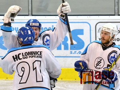 Hokejisté Lomnice vstoupili do sezony vysokou výhrou nad Kobrou